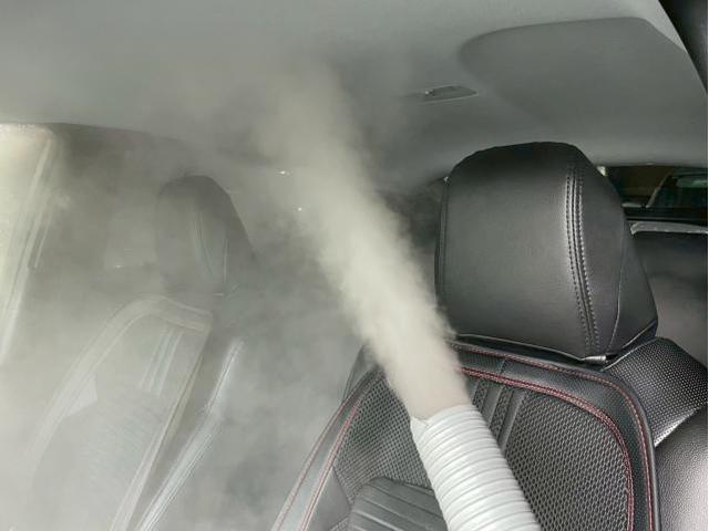 プリウス　エアコンかけはじめの臭い　エアコンフィルター交換だけでは臭いがなくならい　プリウスエアコン本格的に洗浄　トヨタ　プリウス　電装系修理　エバポレーター洗浄　愛車のエアコン掃除屋さん　