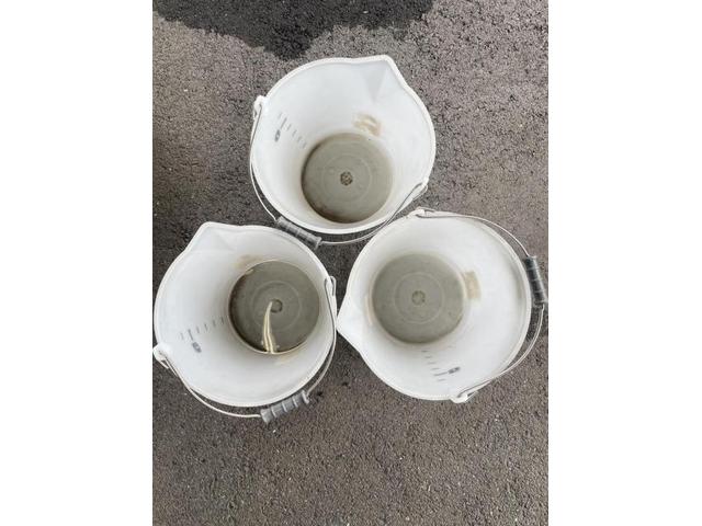 クラウンエアコンカビ臭い　エアコン　生乾きの臭い　エアコン内部の湿気が原因でカビ　エバポレーター洗浄　トヨタ　クラウン　電装系修理　愛車のエアコン掃除屋さん　カーエアコンクリーニング株式会社