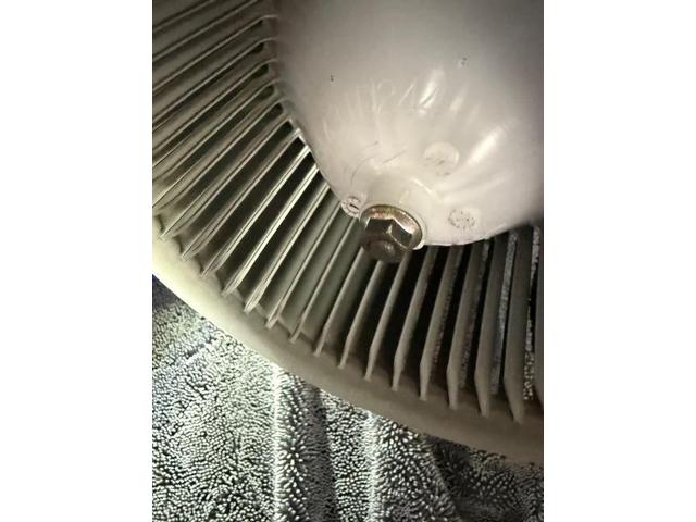 スイフトスポーツ臭い　スイフトスポーツ　中古車内空気の臭い　エバポレーター洗浄　東京　千葉　埼玉　福岡　名古屋　岐阜　三重　大阪　兵庫　神奈川　長野　新潟　福島　群馬　スズキ　スイフトスポーツ　クリーニング・清掃