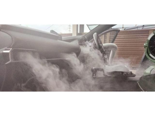 マツダ車内臭い エアコン、暖房の臭い カーエアコン洗浄 カーエアコンクリーニング株式会社 愛車のエアコン掃除屋さん マツダ MAZDA3ファストバック クリーニング・清掃 エバポレーター洗浄