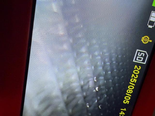 車のエアコン洗浄　中古車臭いの原因エバポレーター　お家のエアコンも洗浄が必要なようにカーエアコンも洗浄が必要　トヨタ　ランドクルーザープラド　クリーニング・清掃　カーエアコンクリーニング