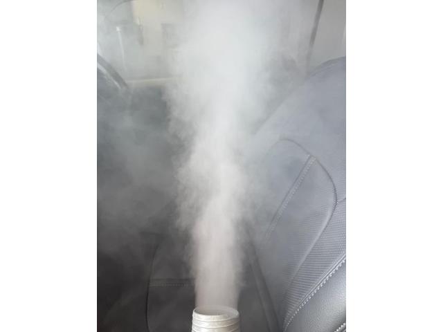 車のエアコン　メンテナンス　再販70エアコンフィルター掃除　エバポレーター洗浄　カーエアコンクリーニング株式会社　愛車のエアコン掃除屋さん　トヨタ　ランドクルーザー７０　クリーニング・清掃　エバポレーター洗浄専門業者　