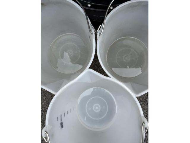 エバポレーター洗浄専門業者　エバポレーター洗浄工具　カーエアコン洗浄　中古車臭いの原因　
トヨタ　ＦＪクルーザー　クリーニング・清掃　カーエアコンクリーニング株式会社　愛車のエアコン掃除屋さん