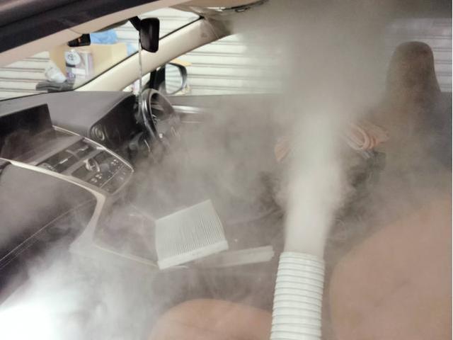 レクサス　エンジンかけはじめ臭い　レクサスカビ臭　カーエアコン洗浄レクサス　ＮＸ　クリーニング・清掃　愛車のエアコン掃除屋さん　カーエアコンクリーニング株式会社