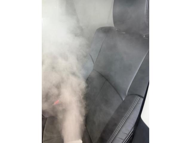 車のエアコン掃除　ランドクルーザー　エバポレーター洗浄　カーエアコンクリーニング　お家のエアコン洗浄のように本格的に洗浄　トヨタ　ランドクルーザープラド　クリーニング・清掃　愛車のエアコン掃除屋さん