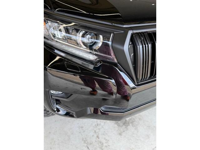 車の臭い　カビ臭　生乾きの臭い　車のエアコン専門業者　エバポレーター洗浄　愛車のエアコン掃除屋さん　カーエアコン洗浄　トヨタ　ランドクルーザープラド　クリーニング・清掃