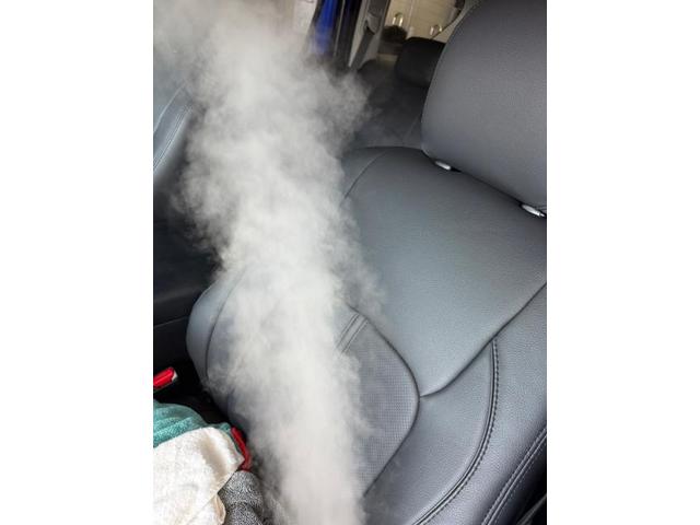 東京　埼玉　千葉　車の臭い　車のエアコン臭い　本格的洗浄　カーエアコンクリーニング　トヨタ　ランドクルーザープラド　クリーニング・清掃　エバポレーター洗浄　愛車のエアコン掃除屋さん