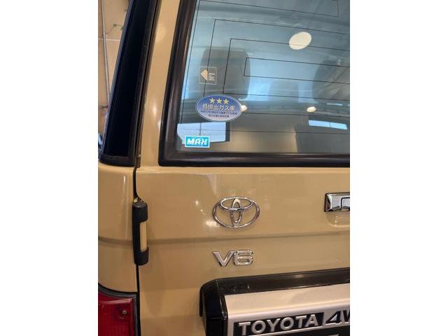 エンジンかけはじめ臭い　車　エアコン臭い　ランクル70　エバポレーター洗浄　ダクト内車内除菌防カビ施工　　トヨタ　ランドクルーザー７０　電装系修理　カーエアコン洗浄