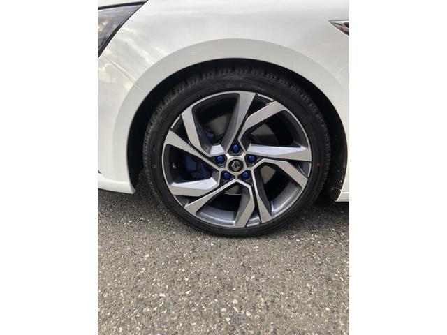 ルノー　18インチ　スタッドレスタイヤ交換　横浜市　港南区