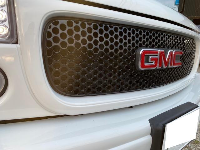 D garage堺市南区 和泉市 岸和田市 GMC ユーコン デナリ フロント 板金 修理