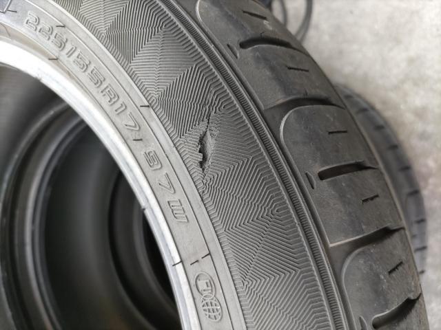 スバルXV　持ち込みタイヤ交換　牛久市、竜ケ崎市、つくば市、土浦市、阿見町