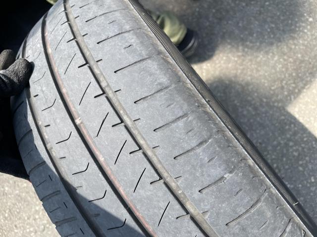 セレナの新品タイヤ交換作業！