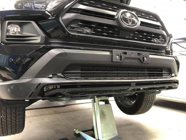 RAV4 RAPTOR LINER　ラプター塗装　凸凹塗装　でこぼこ　ざらざら塗装
樹脂パーツ　白ボケ対策　トヨタ　ラプターライナー　トライズオート
trize　トライズ　奈良　修理　鈑金塗装