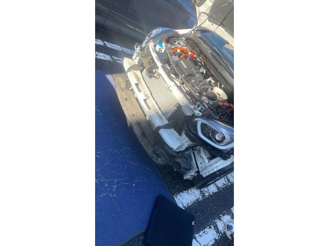 ホンダ　FIT　ケンウッド　リアカメラ　社外オートリトラミラー　フットライト当社オリジナル　レーザー探知機　ケンウッド　ドラレコ前後　ケンウッド　セパレートスピーカー　インナーハンドル交換　日高市　川越市　狭山市　飯能市　　鶴ヶ島市　入間郡