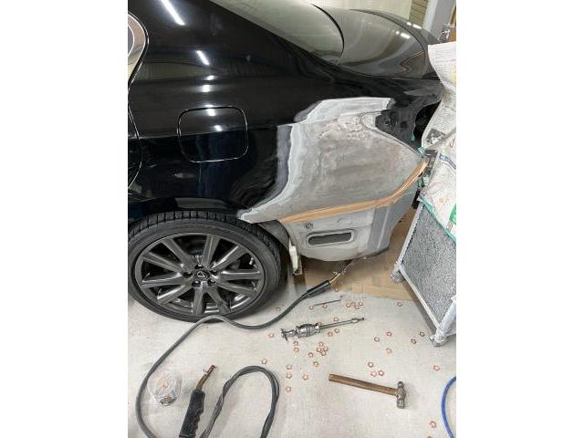 レクサス　GS450h 左クオーター　リヤバンパー　修理　松伏町