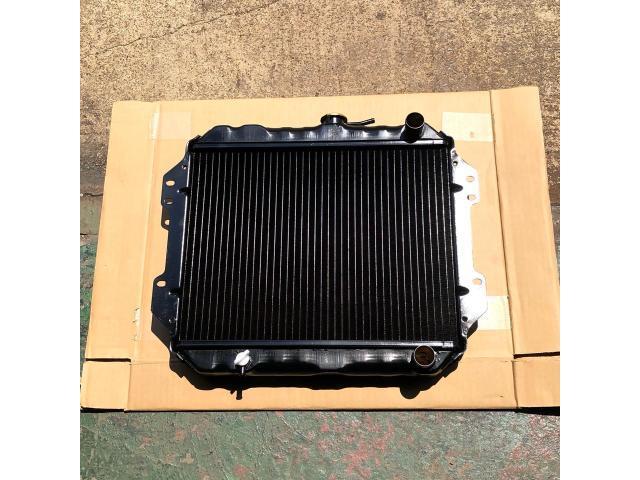スズキ ジムニー JA11V ラジエーター オーバーヒート 水漏れ スズキ ジムニー JA11V ラジエーター オーバーヒート 水漏れ