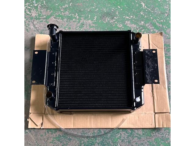 【TCM フォークリフト 水漏れ】ラジエーター ラジエター オーバーヒート
TCM FORKLIFT RADIATOR