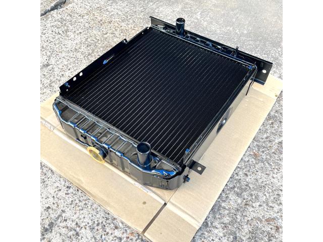 【イセキ コンバイン ラジエーター】ラジエター 水漏れ オーバーヒート 稲刈り
ISEKI combine Radiator