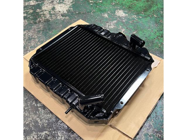 【 三菱マヒンドラ トラクター MT20 ラジエーター】ラジエター 水漏れ オーバーヒート 農機 農機具
mitsubishi tractor Radiator