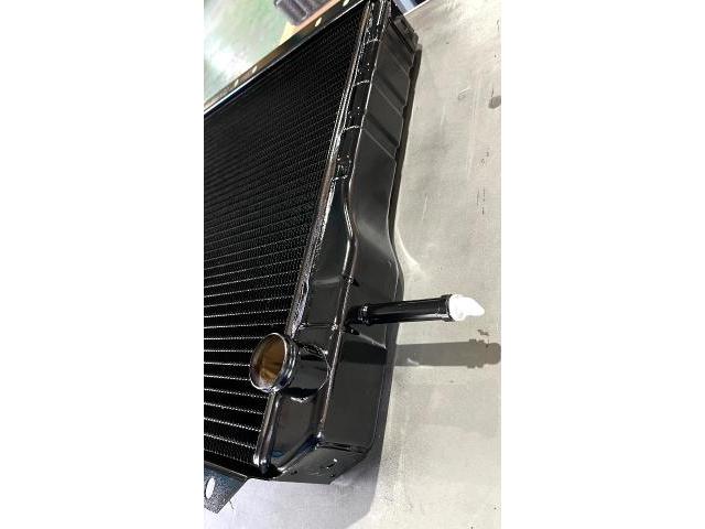 【ランドクルーザー40 bj40 ラジエーター】ラジエター 水抜き ドレン ランクル40
TOYOTA LANDCRUISER Radiator