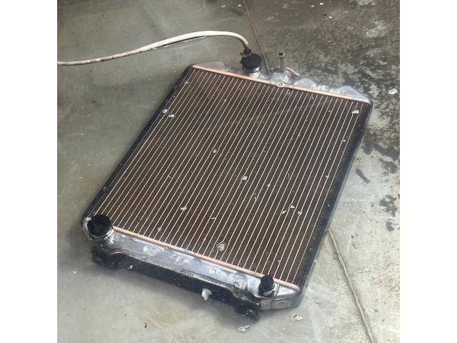 【クボタ トラクター GL400 ラジエーター】ラジエター 水漏れ オーバーヒート
kubota tractor Radiator