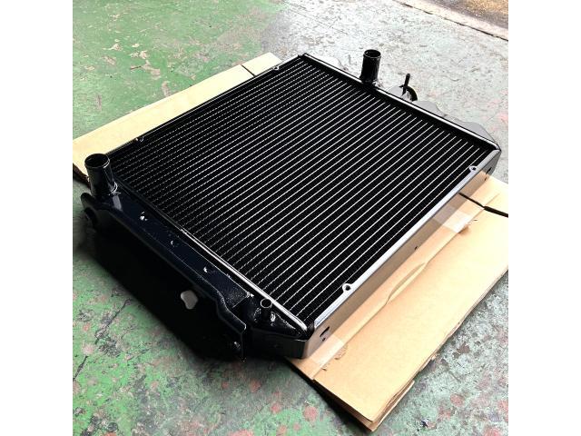 【クボタ トラクター GL400 ラジエーター】ラジエター 水漏れ オーバーヒート
kubota tractor Radiator