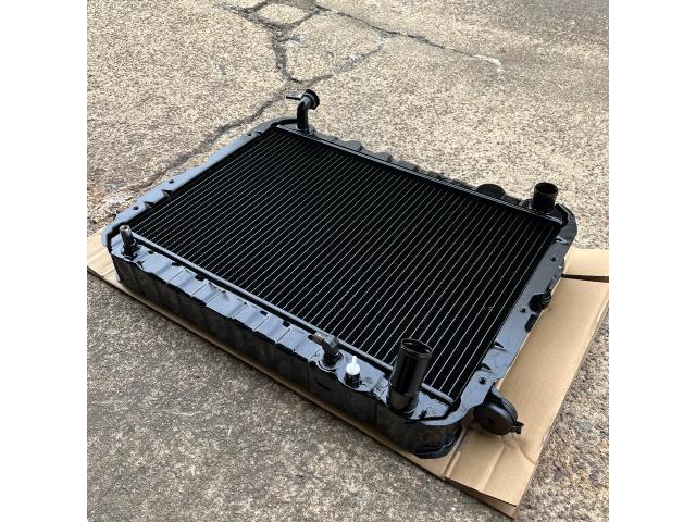 【トヨタ ランドクルーザー60 HJ61】ラジエター 水漏れ オーバーヒート ランクル60 HJ60
TOYOTA LANDCRUISER60 Radiator