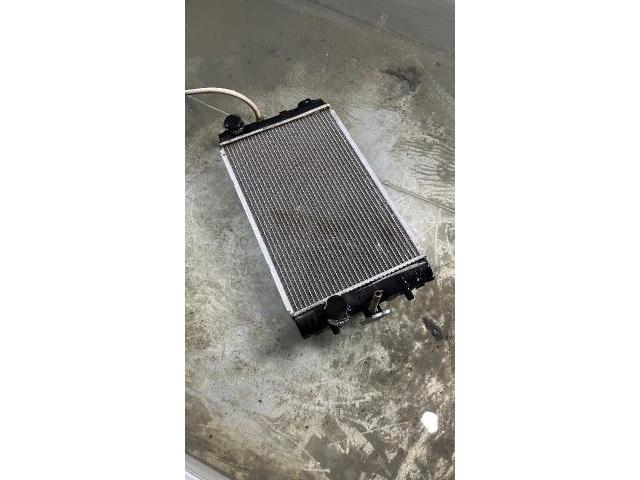 日立建機 ZX30 ラジエーター】ラジエター 水漏れ オーバーヒート 日立建機 ZX30 ラジエーター】ラジエター 水漏れ オーバーヒート
