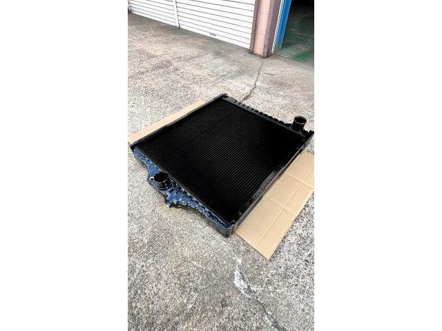 【三菱ふそう ザ・グレート ラジエーター】ラジエター 水漏れ オーバーヒート 8M21 
mitsubishifuso fuso the great radiator