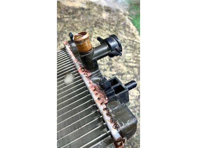 【ダイハツ ミラ L275S ラジエーター】ラジエター 水漏れ オーバーヒート
