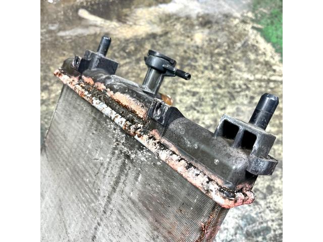 【ダイハツ ミラ L275S ラジエーター】ラジエター 水漏れ オーバーヒート