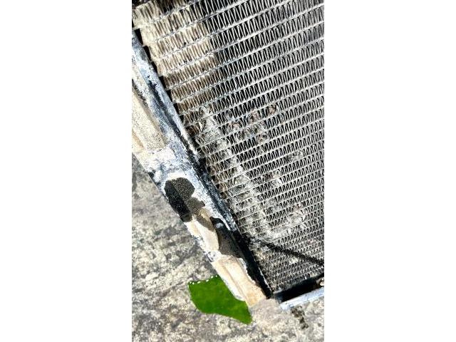 【酒井重工業 コンバインドローラー TW352 ラジエーター】ラジエター 水漏れ オーバーヒート