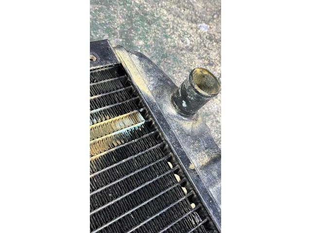 【イセキ TU205 トラクター ラジエーター】ラジエター 水漏れ オーバーヒート