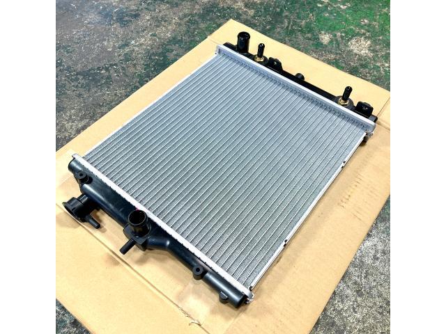 【スバル R2 ラジエーター】ラジエター 水漏れ オーバーヒート