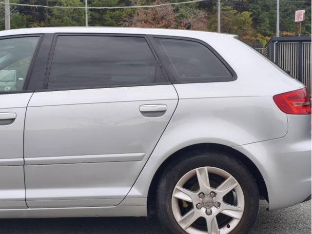 アウディ　Ａ３　板金塗装