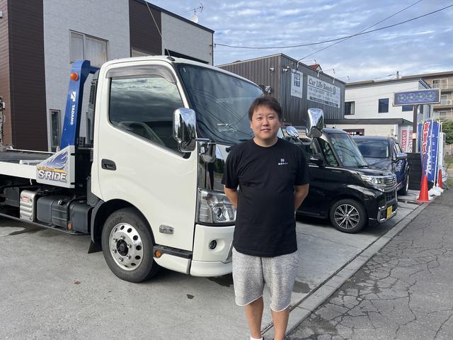 スタッフ紹介1