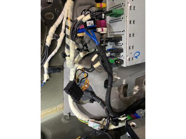 レンジローバー ランドローバー ヴェラール TVキット 取り付け 千葉県