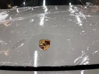 プロテクションフィルムも細部に拘ります。