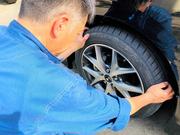 タイヤは車が地面と接する「足」になる部分です