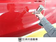 お車の傷・凹み修理の仕上がりは職人の技術の良し悪しで大きく変わります。是非当店の技術力をご体感下さい