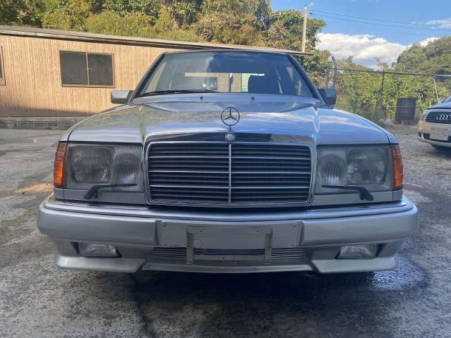 メルセデス・ベンツ Ｗ１２４　３００Ｅ　　ＡＭＧ仕様　全塗装【呉市・東広島市でお車の傷・凹み修理・板金・塗装・各種パーツ取付などお車の事なら井川自動車にお任せ下さい！】