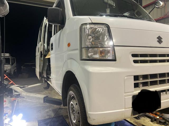 DA64 オイル消費　リビルトエンジン載せ替え作業