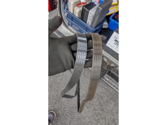 トヨタ アルファード オルタネーター交換