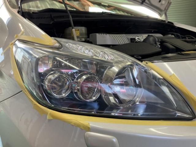 トヨタ　プリウス　ヘッドライトクリーニング　１年耐久コーティング　滋賀県　近江八幡市　部品持ち込み取り付け大歓迎です！！ボディガラスコーティングも得意です！！