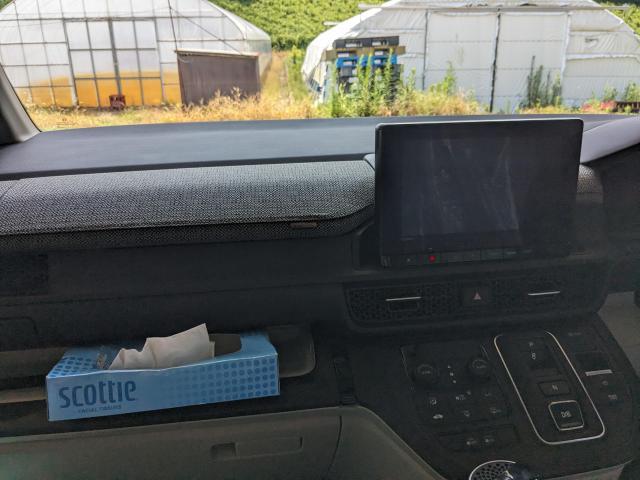 ホンダ　ステップワゴン　パーツ持ち込み取り付け　テレビナビキャンセラー取り付け　滋賀県　近江八幡市　パーツ持ち込み取り付け大歓迎です！！