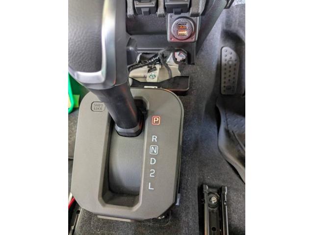 スズキ　ジムニー　社外テールレンズ持ち込み取り付け　パーツ持込取り付け大歓迎　・車検【車検後に令和7年度産の新米みずかがみ5Kｇプレゼントしております】・板金、ボディコーティング受付中　滋賀県　近江八幡市　野洲市　草津市　東近江市　大津市