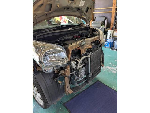 スズキ　スペーシア　ヘッドライトバルブ持ち込み交換　パーツ持込取り付け大歓迎　・車検【車検後に令和7年度産の新米みずかがみ5Kｇプレゼントしております】・板金、ボディコーティング受付中　滋賀県　近江八幡市　野洲市　草津市　東近江市　大津市