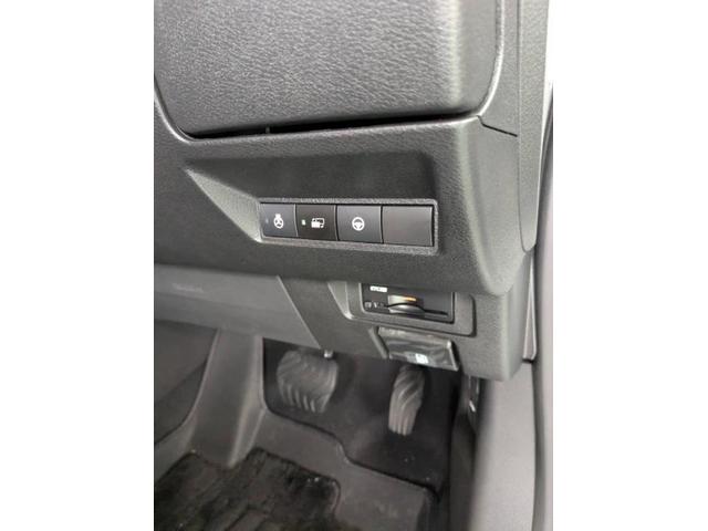 日産　オーラ　持ち込みテレビキャンセラー取り付け　パーツ持込取り付け大歓迎　・車検【車検後に令和7年度産の新米みずかがみ5Kｇプレゼントしております】・板金、ボディコーティング受付中　滋賀県　近江八幡市　野洲市　草津市　東近江市　大津市