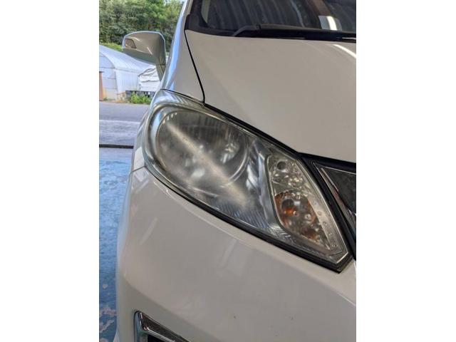 ホンダ　フリード　ヘッドライトクリーニングコーティング　パーツ持込取り付け大歓迎　・車検【車検後に令和7年度産の新米みずかがみ5Kｇプレゼントしております】・板金、ボディコーティング受付中　滋賀県　近江八幡市　野洲市　草津市　東近江市　大津