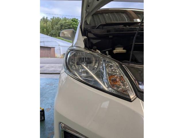 ホンダ　フリード　ヘッドライトクリーニングコーティング　パーツ持込取り付け大歓迎　・車検【車検後に令和7年度産の新米みずかがみ5Kｇプレゼントしております】・板金、ボディコーティング受付中　滋賀県　近江八幡市　野洲市　草津市　東近江市　大津